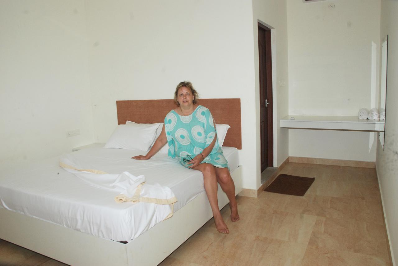 Cherai Natural Beach Hotel Cherai Beach Exterior foto